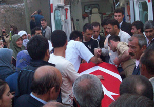 Gözyaşları sel oldu