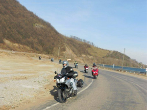 Motor tutkunları Karadeniz'i turluyor