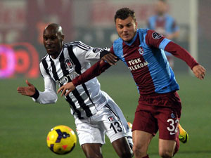 Avni Aker'in büyüsü!