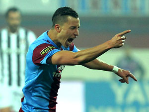 Emre'nin sevinci yarım kaldı