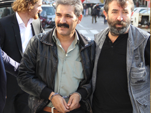 Cezaevi önündeki cinayetin davası başladı