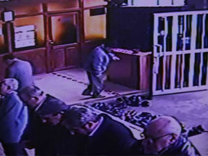 Samsun'da ayakkabı hırsızlığı kamerada