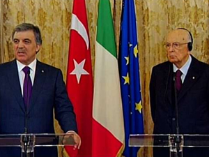 İtalya’da Türk ekonomisini övdü