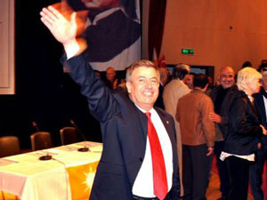 AKP'li vekilden alkol yorumu: Sabaha kadar...