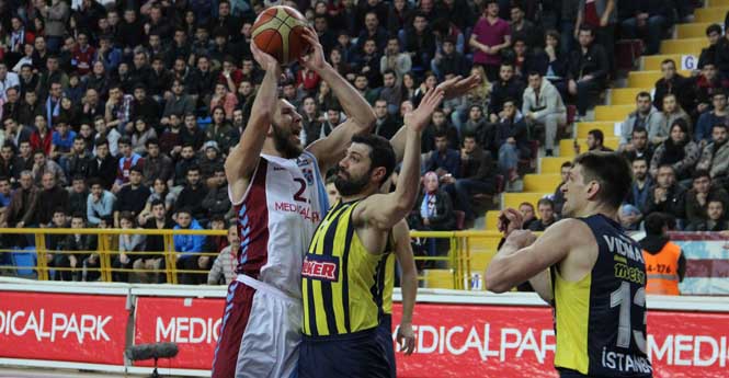 Fırtına kupada mağlup