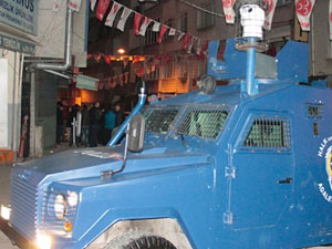 MHP seçim bürosuna saldırı