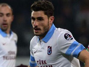 Özer: Avni Aker'de maça çıkmak