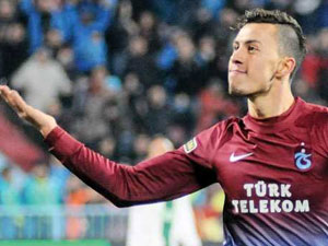 Emre: Vazgeçilmez olacağım