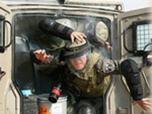 İsrail askerleri kendi kendilerini 'GAZ'ladı!