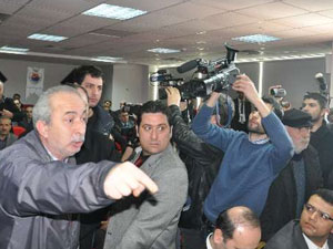 Nükleer santral karşıtları Bakanı konuşturmadı