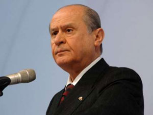 Bahçeli: Sonsuz aşkı çekemediler