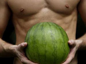 Erkeklerin neden meme uçları vardır?