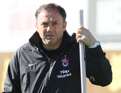 Hami: Çalışmak işimiz