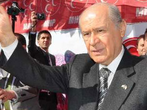 “Çözüm, sokakta değil demokrasi içerisindedir"