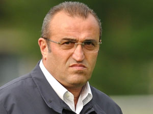 Albayrak'a dolandırıcı şoku!