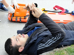 Trafik kazasında yaralandı ama...