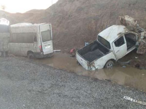 Öğrenci servisi kaza yaptı: 20 yaralı