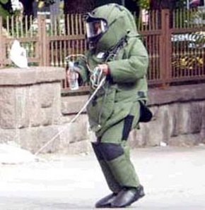 AK Parti'de bomba alarmı