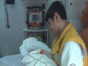 Annesi tarafından çöpe atıldı!