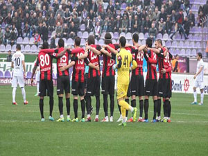 Türk futbolunda tarihi protesto