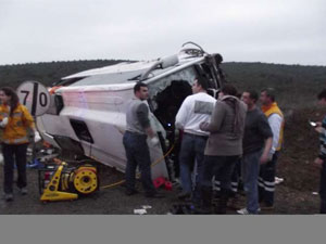 Çanakkale’de feci kaza: 23 yaralı