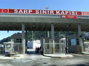 Sarp sınır kapısında eylem
