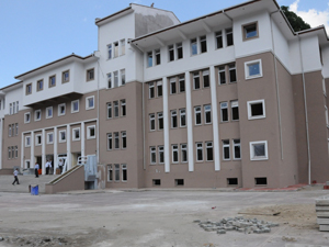 Rizeli inşaatçı kızdı ve ..