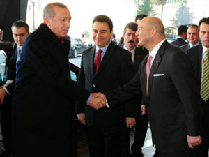 Başbakan, KOÇ grubu üyeleri ile görüştü