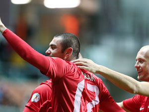 Millilerin kalesinde Onur...