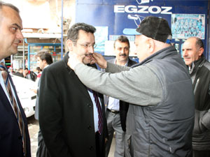 Genç: Tüm gönüllere gireceğiz