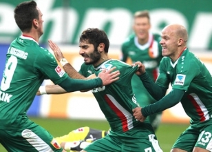 Halil bizi değil onları güldürdü!