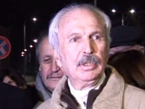 Alemdaroğlu: "Boynumuzu bükmedik"