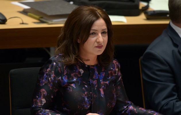 Gümüşhaneli bakan Almanya'yı dağıttı!