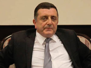 Beyazlı; ''Üç karardan biri çıkar''