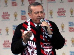 "Kumsalların değil 77 milyonun partisiyiz"