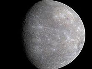 Merkür gittikçe küçülüyor