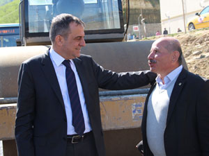 Sağıroğlu dur durak bilmiyor