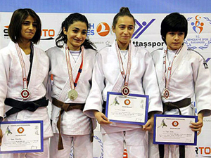 Trabzonlu Sevda'nın büyük başarısı! Avrupa'da...