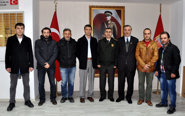 Trabzonlu gazeteciler jandarma'da!