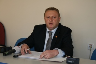 Komşu baskısı bu olsa gerek!