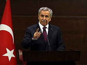 'Ezan Türkçe olsun istiyorlar'