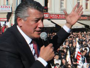 “Büyükşehir’de ibre MHP’ye döndü”