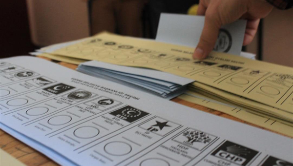 Bu illerde oylar yenden sayılıyor!