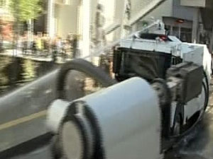 YSK önündeki protestoya TOMA'lı müdahale