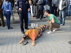 Üstüne kezzap döktü,sonra da...