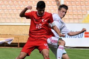 Milliler berabere kaldı