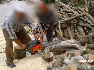 Ordu'da kazayla eşinin boğazını kesti