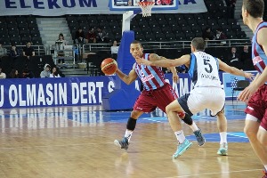 Trabzonspor'un maçı ertelendi!