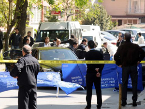 Eski milletvekilinin aracına saldırı