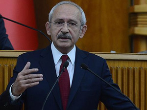 "Türkiye ağır adımlarla sürükleniyor"